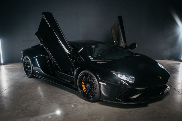 Lamborghini Aventador S (2022)