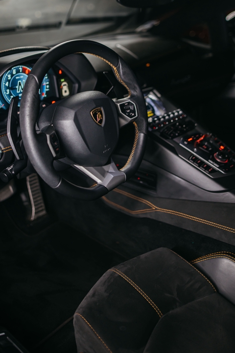 Lamborghini Aventador S (2022)
