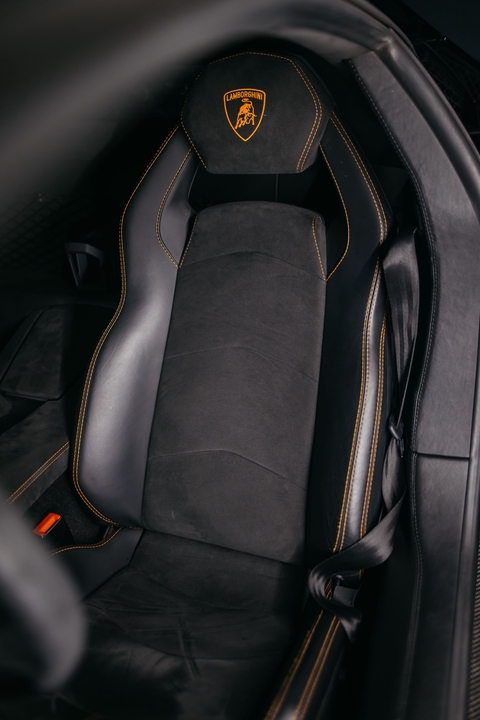 Lamborghini Aventador S (2022)