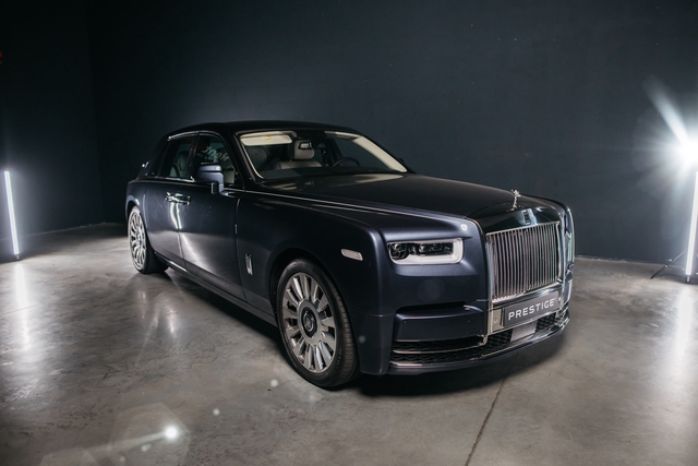 Rolls Royce Phantom 8 (2022)