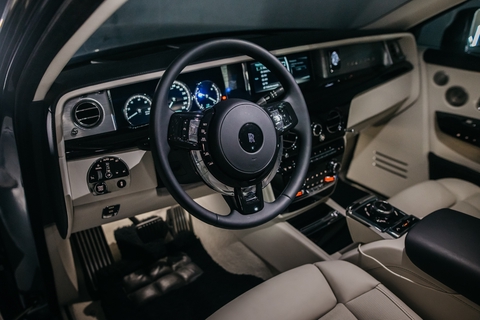 Rolls Royce Phantom 8 (2022)