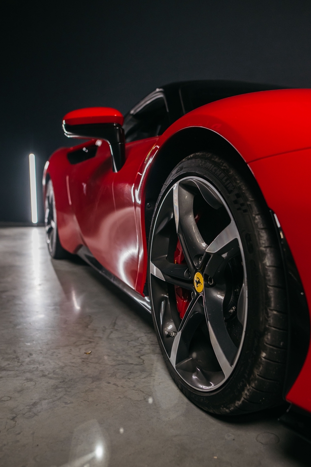 Ferrari SF90 Stradale (2021)
