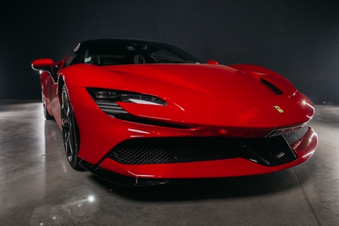 Ferrari SF90 Stradale (2021)