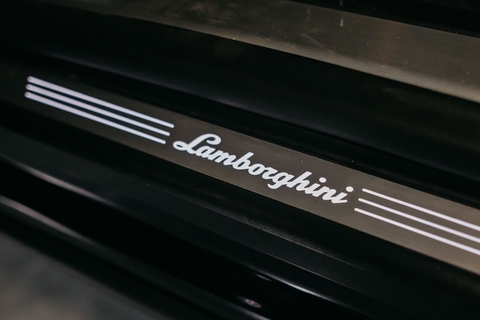 Lamborghini Urus (2020)