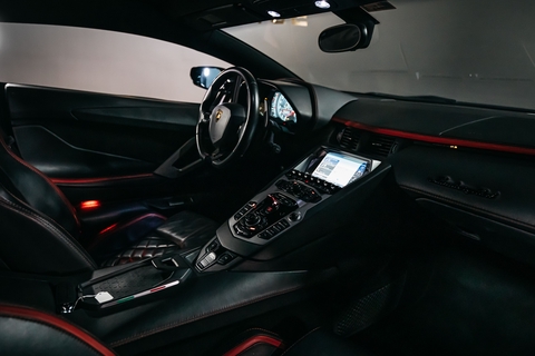 Lamborghini Aventador S (2021)
