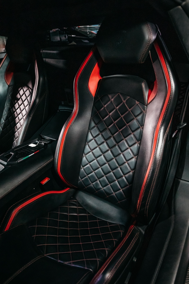 Lamborghini Aventador S (2021)