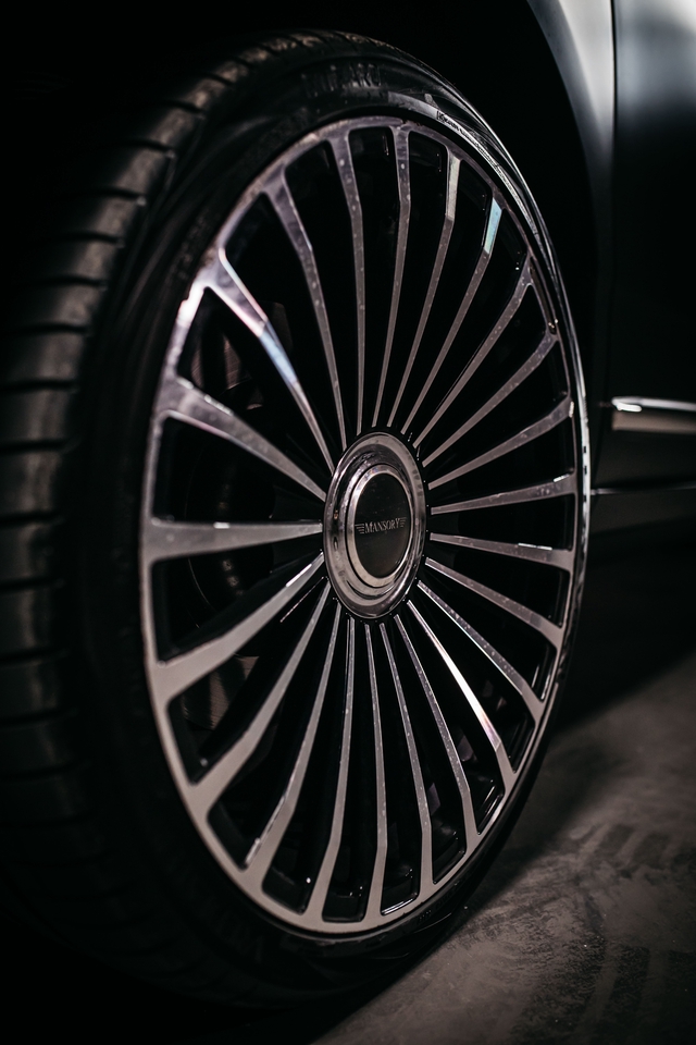 Rolls Royce Cullinan Mansory (2021)