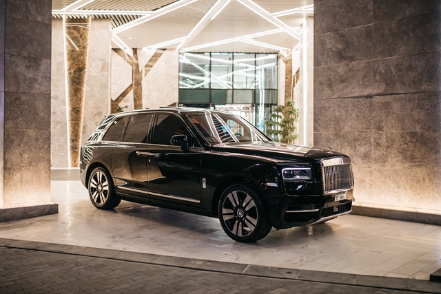 Rolls Royce Cullinan (2021)