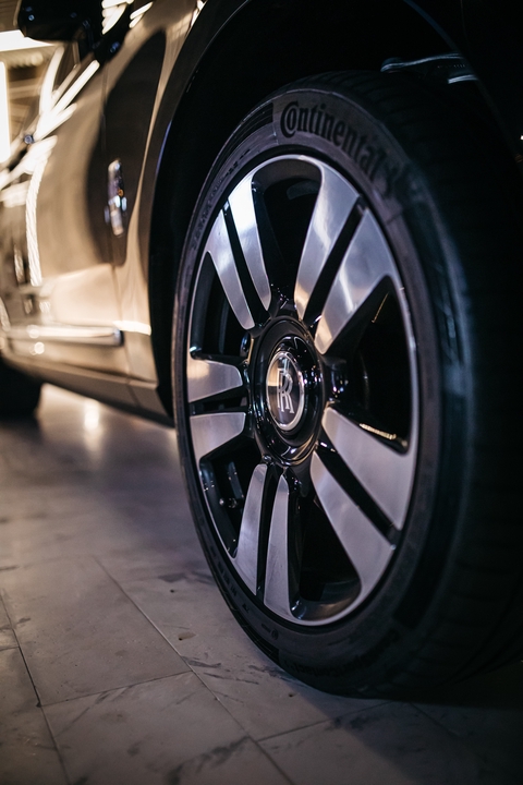 Rolls Royce Cullinan (2021)