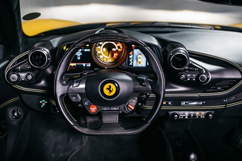 Ferrari F8 (2021)