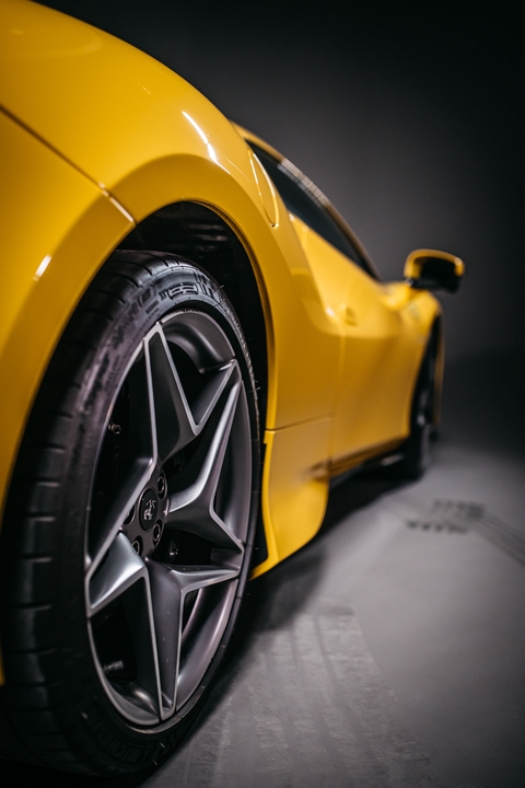 Ferrari F8 (2021)