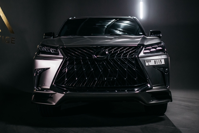 Lexus LX570S (2019)