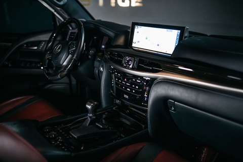 Lexus LX570S (2019)