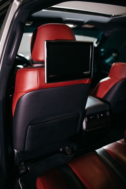 Lexus LX570S (2019)