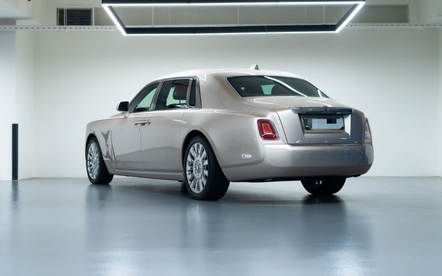 Rolls Royce Phantom SWB (2022)