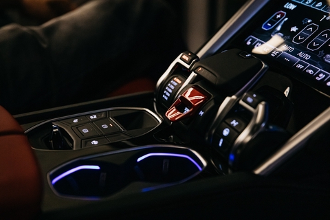 Lamborghini Urus (2021)