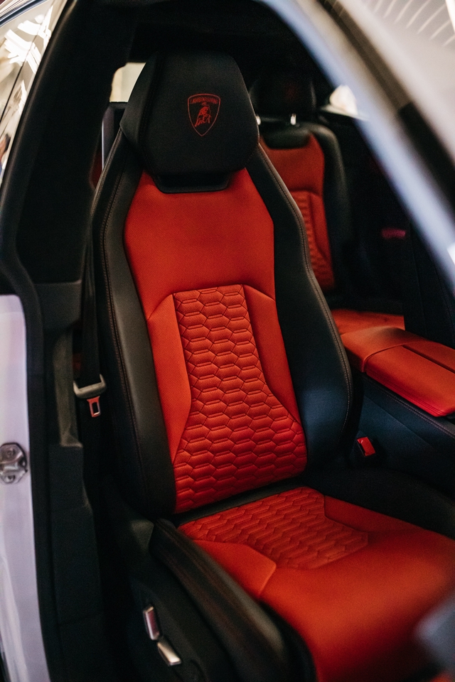Lamborghini Urus (2021)